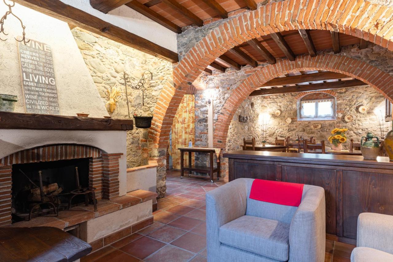 Lucca Franco'S Villa Diecimo Kültér fotó