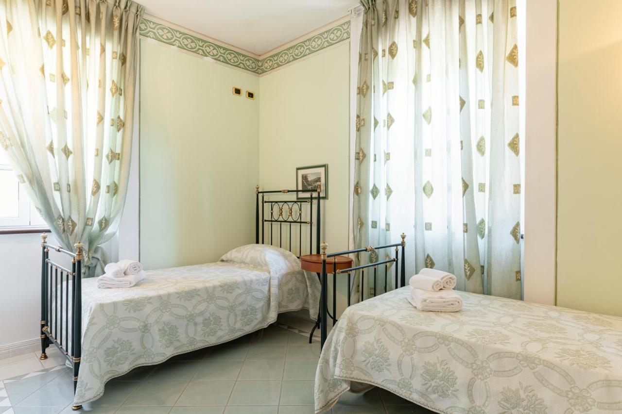 Lucca Franco'S Villa Diecimo Kültér fotó